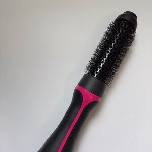 REVLON One-Step Hair Dryer and Styler - Root Booster Round Brush 1.5 Inch